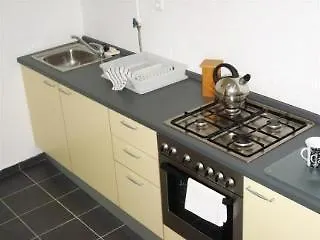 Six Szálloda 2*